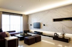 根基上每面墙要涂两次乳